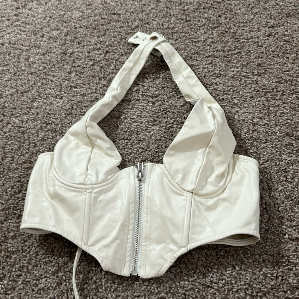 Edikted Alix Earle Top
